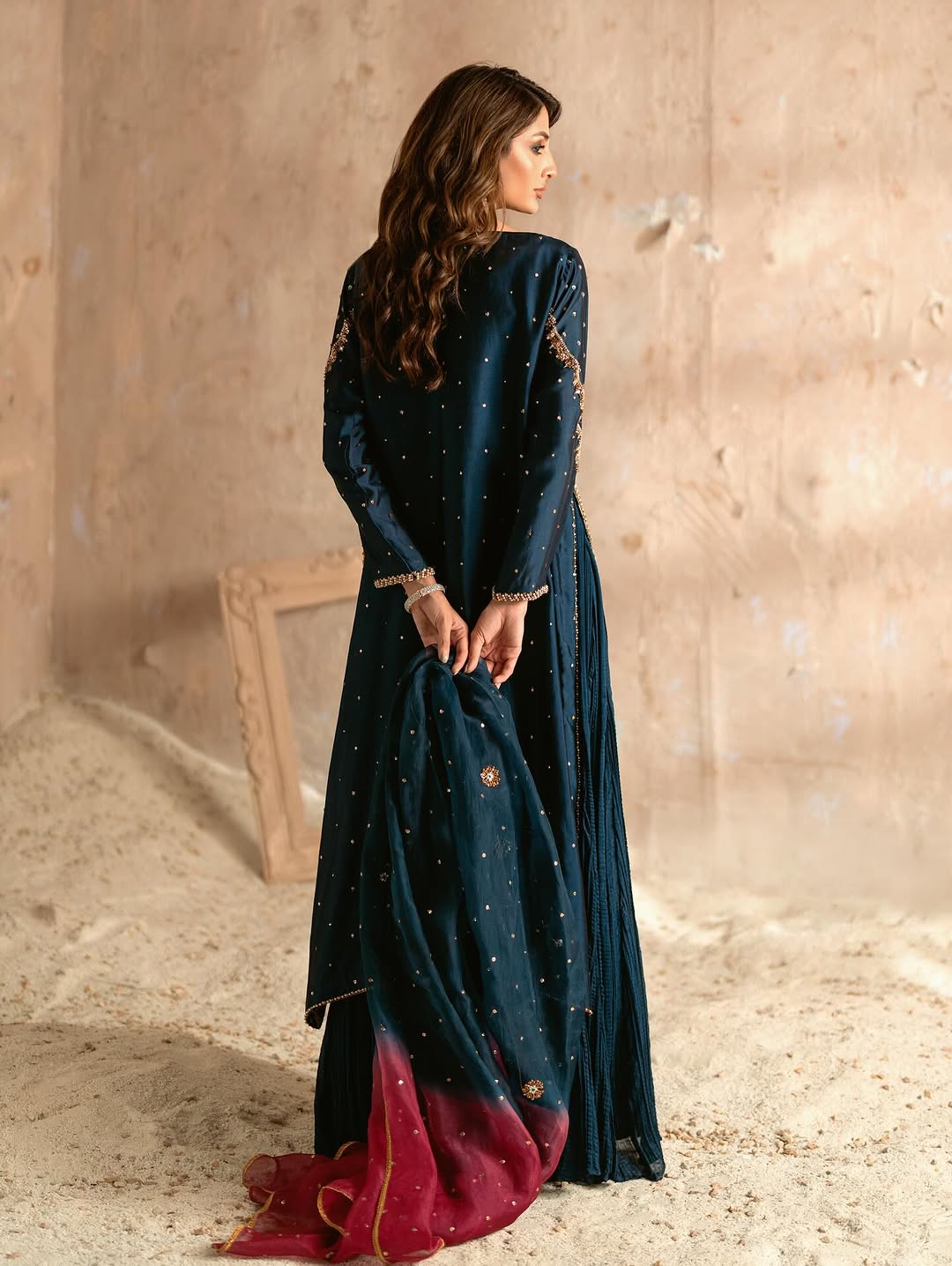 Moon Dust - Hafsa Malik