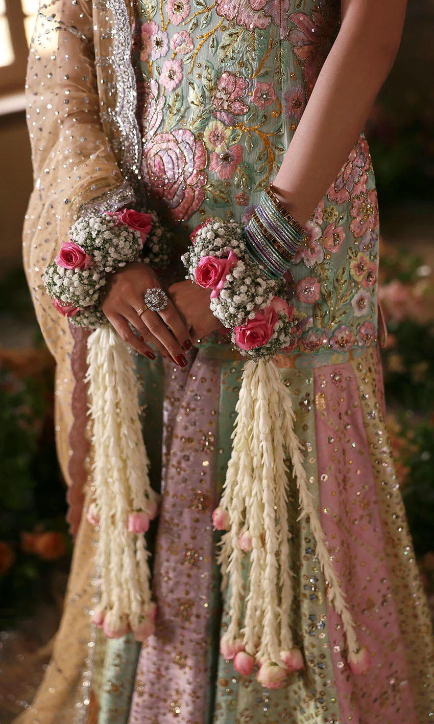 Rosebud - Nomi Ansari