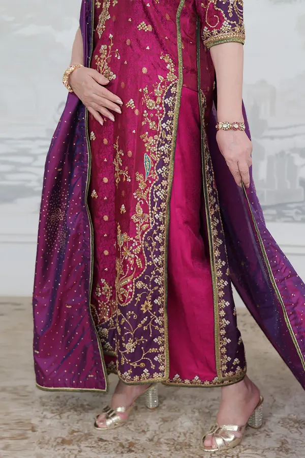 Bita Magenta Kurta – Farah Talib Aziz
