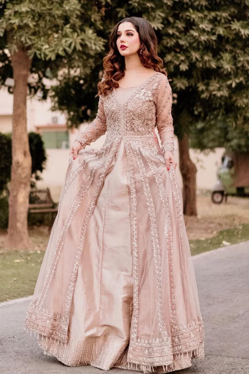 PALATIAL - Sania Hasan
