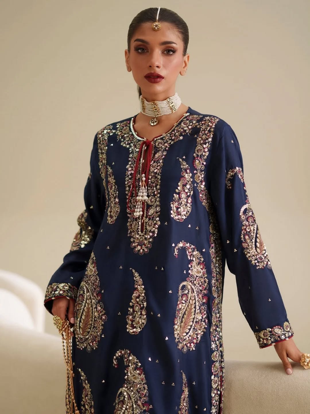 Embroidered Suit / 2 Piece Stitched Suit